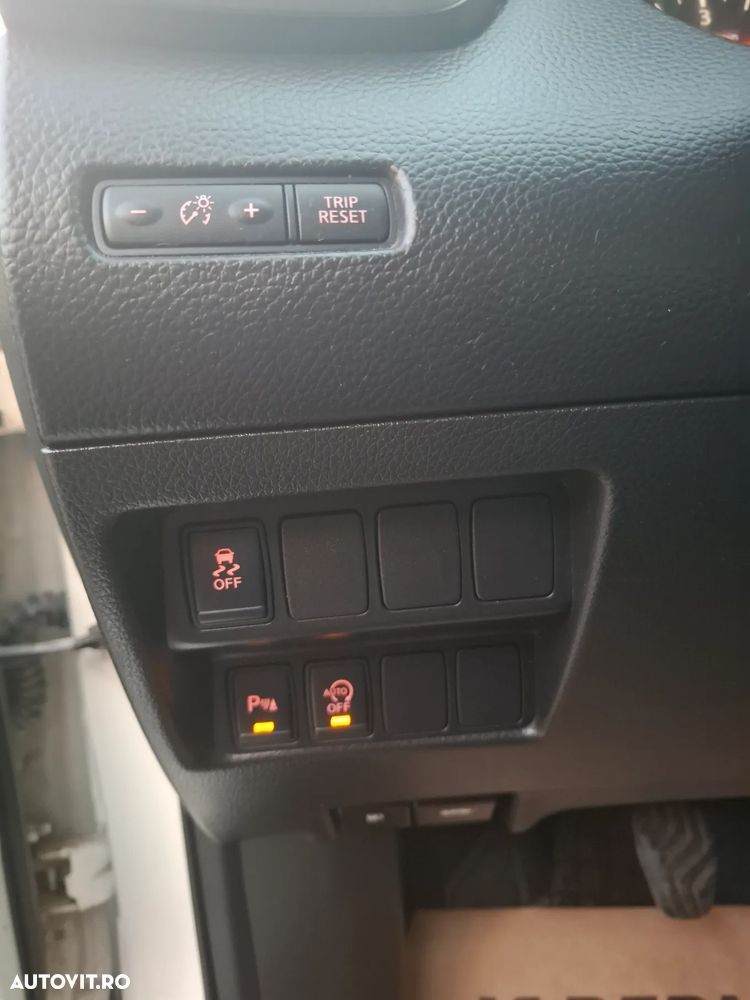 Nissan Qashqai 1.5 DCI Start/Stop Tekna - 28