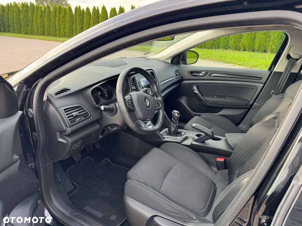Renault Megane 1.2 Energy TCe Business - 26