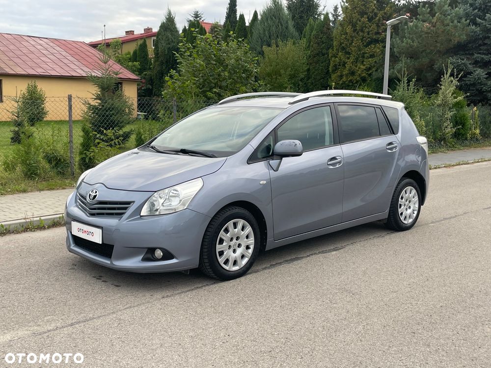 Toyota Verso 2.0 D-4D - 32