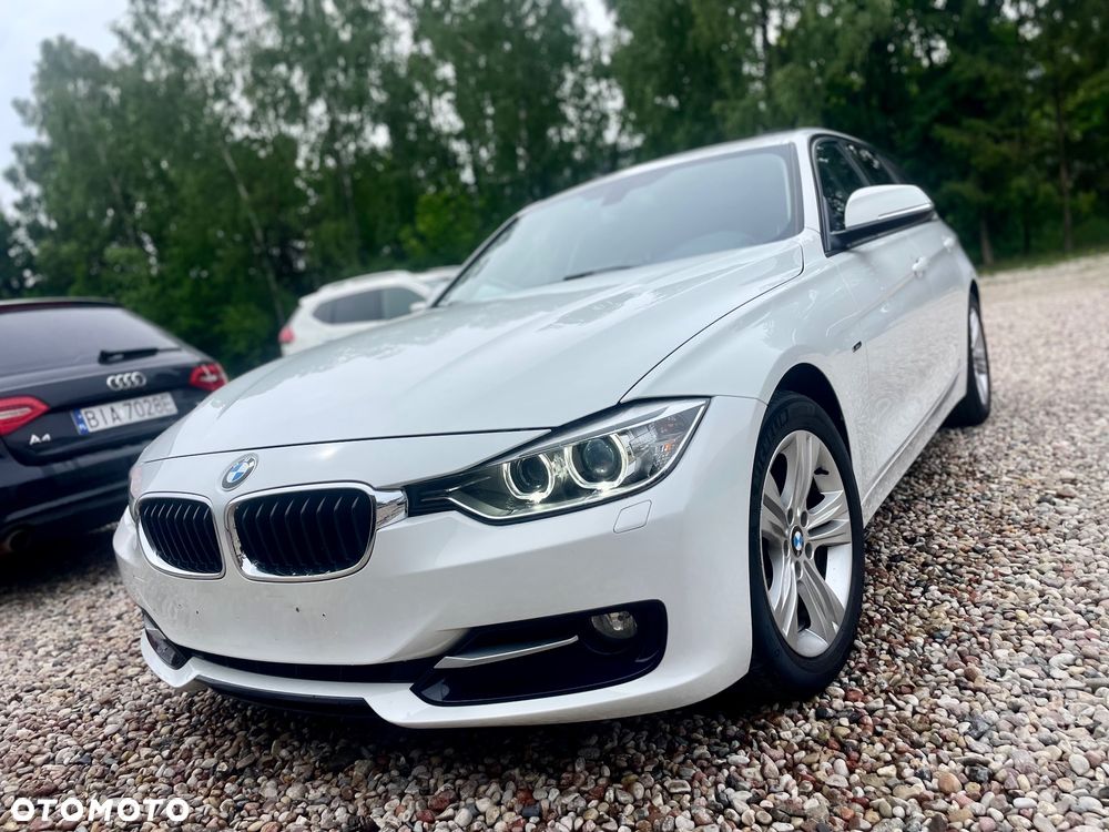BMW Seria 3 318d DPF Edition Sport - 1