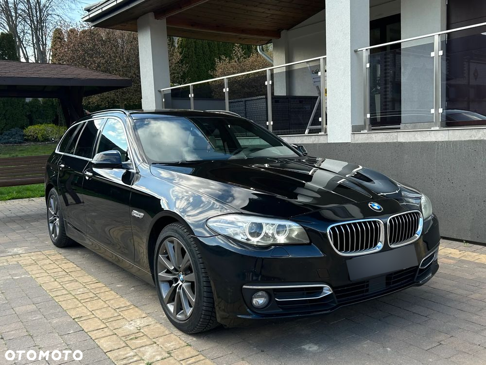 BMW Seria 5 525d xDrive Luxury Line - 2