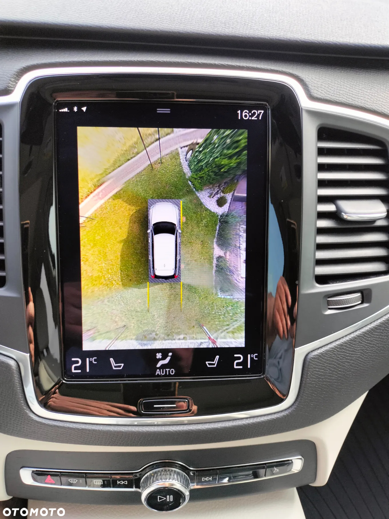 Volvo XC 90 T5 AWD Geartronic Momentum Pro - 26