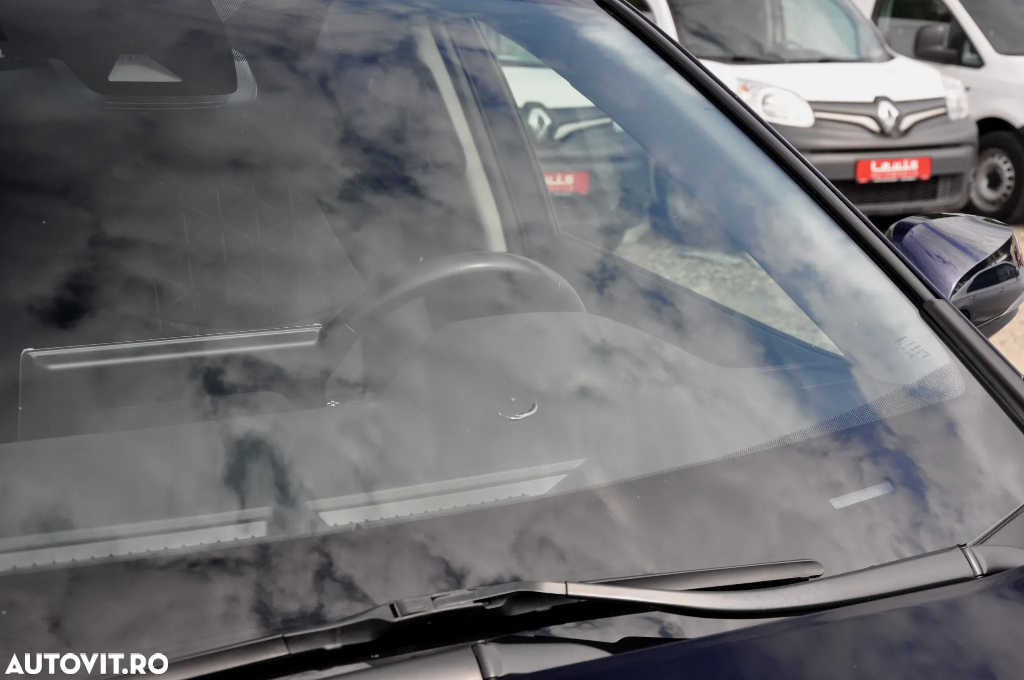 Toyota RAV4 - 30