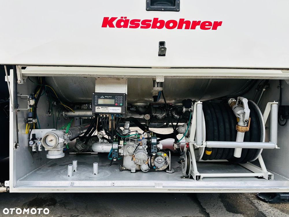 Kassbohrer STB - 10