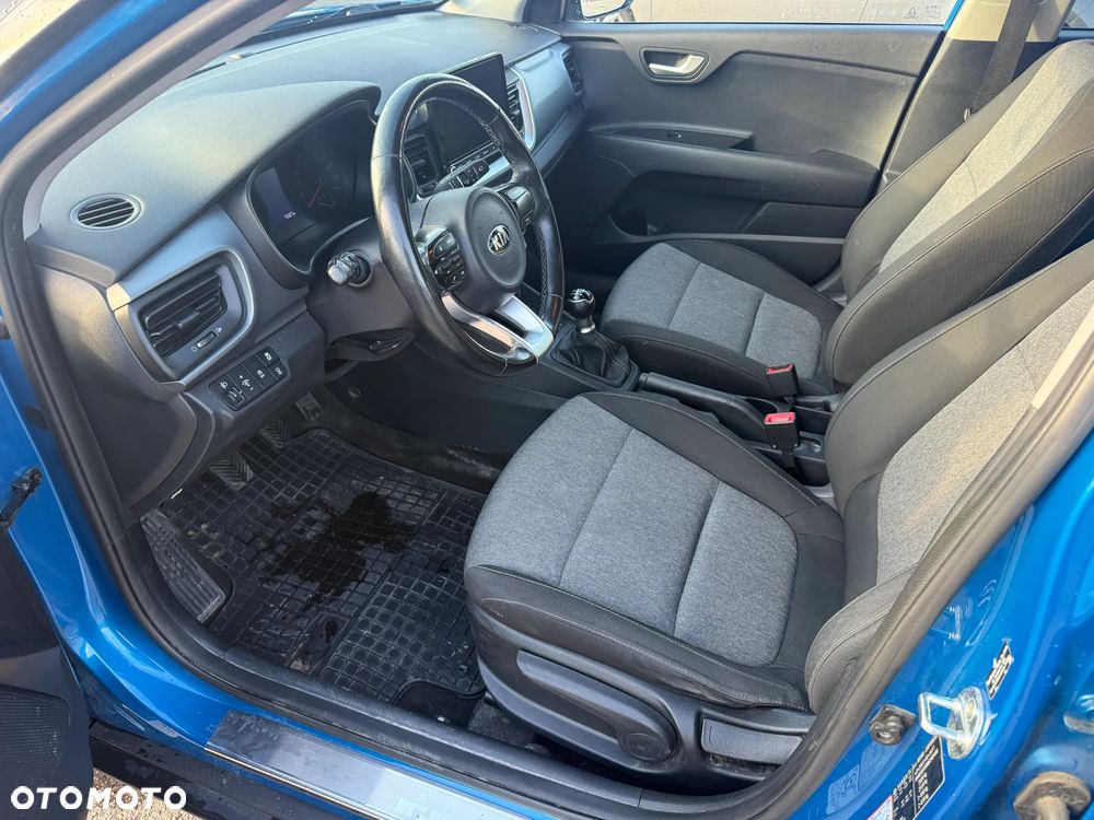 Kia Stonic 1.2 M - 8