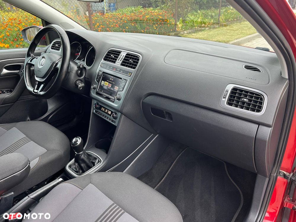 Volkswagen Polo 1.2 TSI Blue Motion Technology Allstar - 30