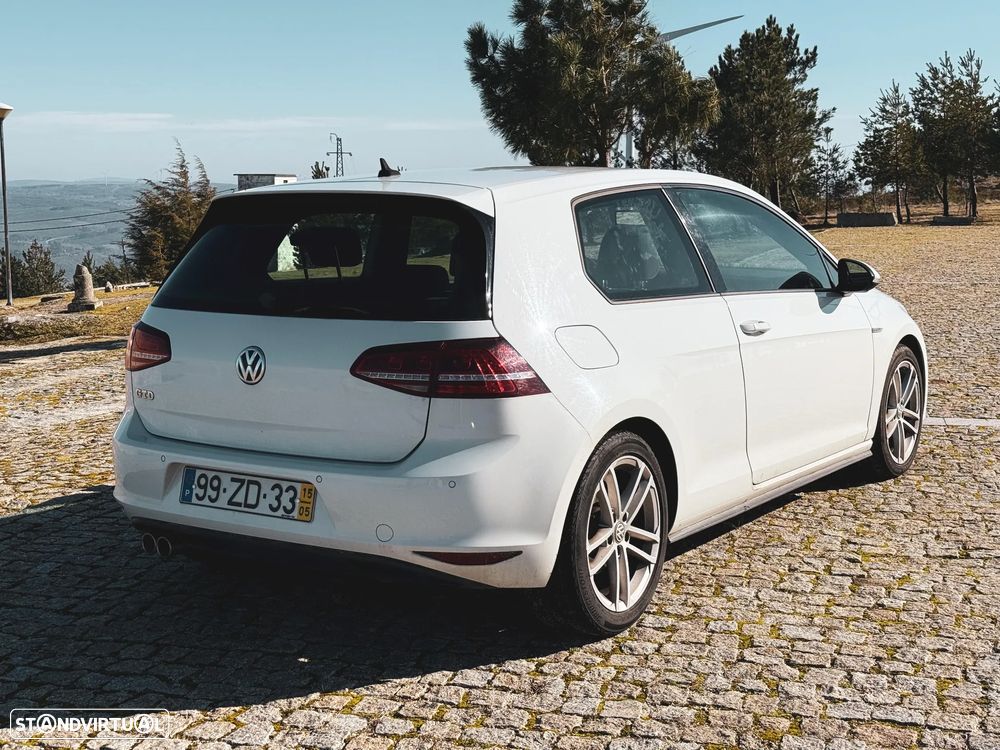 VW Golf GTD (BlueMotion ) - 3