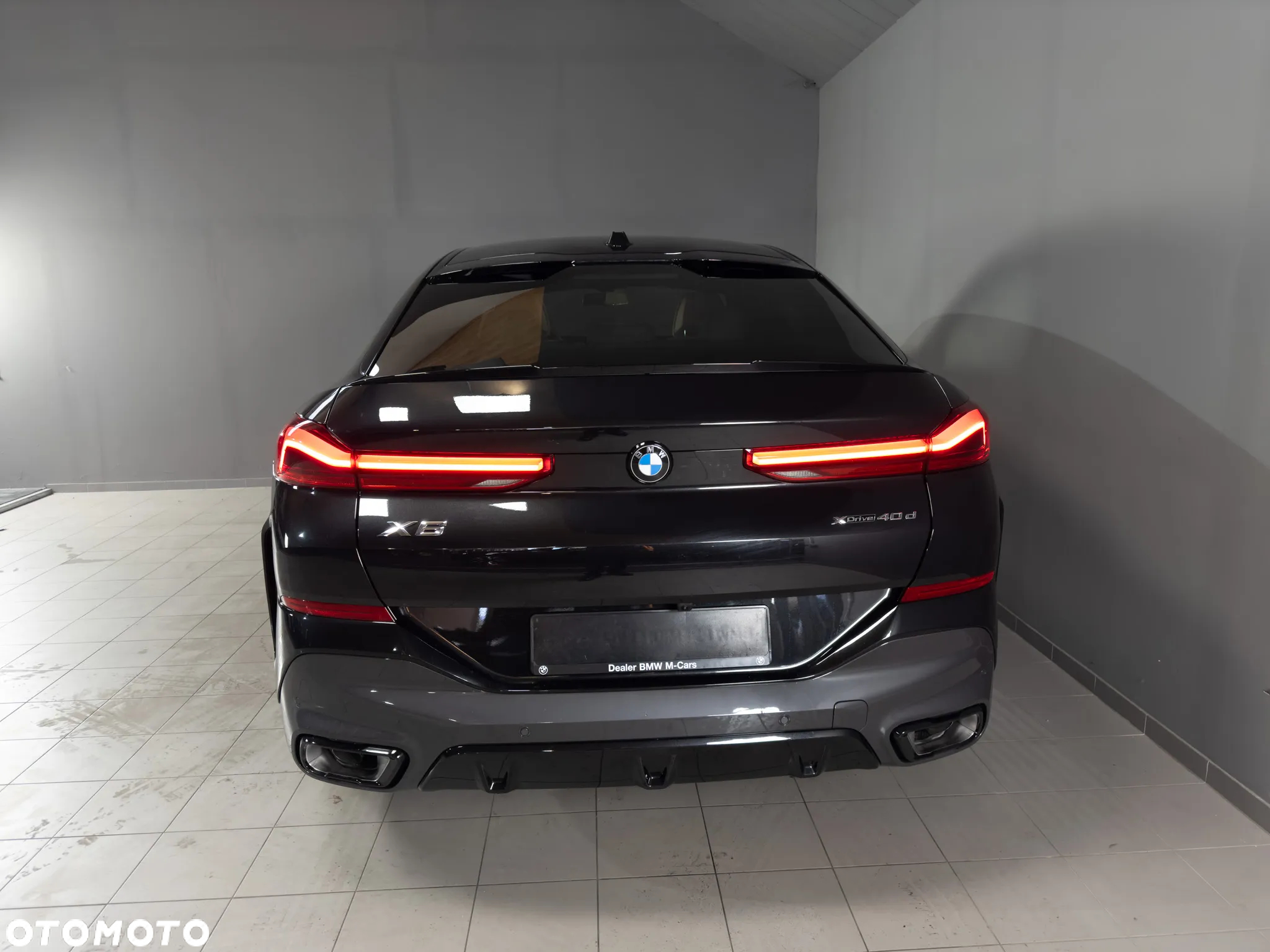 BMW X6M - 12
