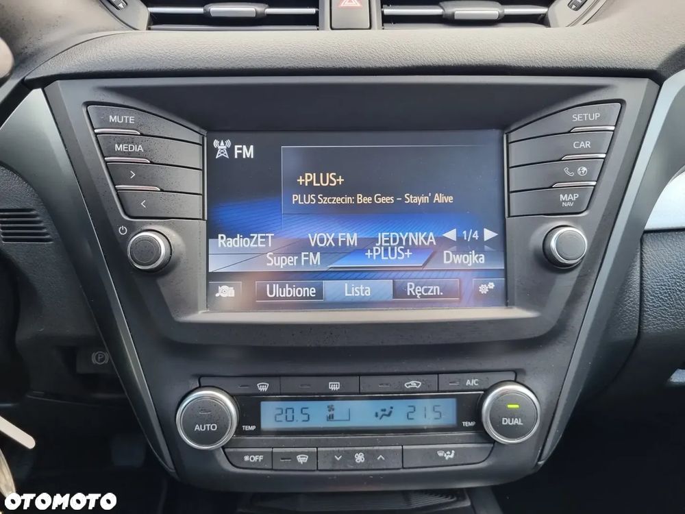 Toyota Avensis 2.0 D-4D Premium - 18