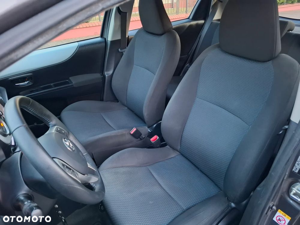 Toyota Yaris 1.5 VVT-i Life - 10