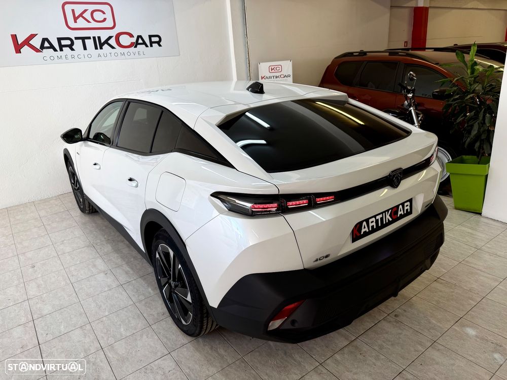 Peugeot 408 - 11