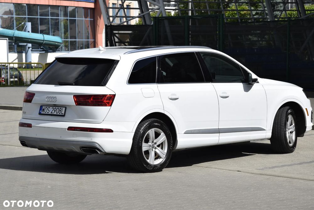 Audi Q7 - 9