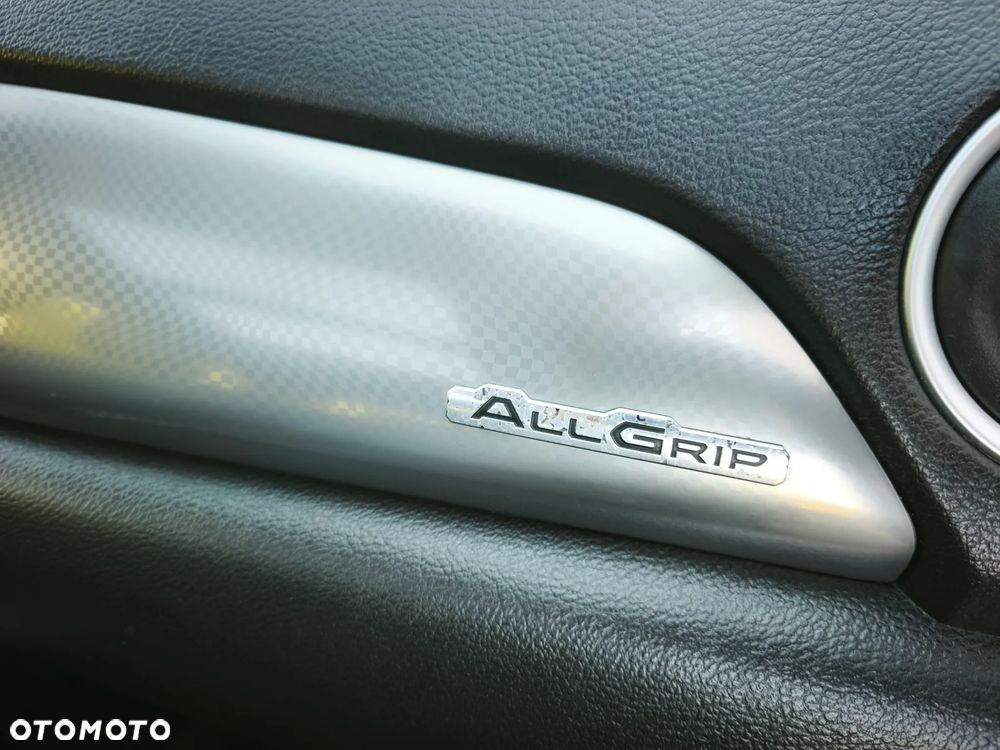 Suzuki Vitara 1.6 DDiS (4x4) Allgrip TCSS Comfort+ - 23