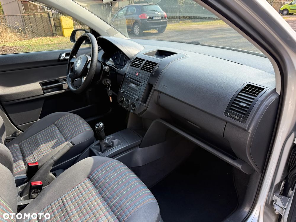Volkswagen Polo 1.2 12V Highline - 27