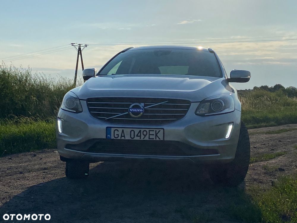 Volvo XC 60 T5 AWD Inscription - 3