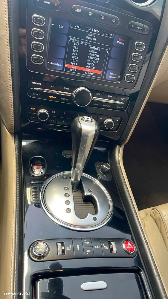 Bentley Continental Speed - 12