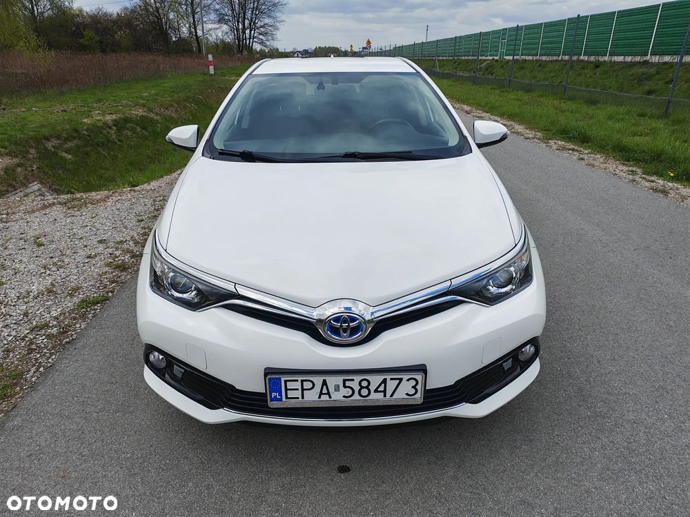 Toyota Auris - 2