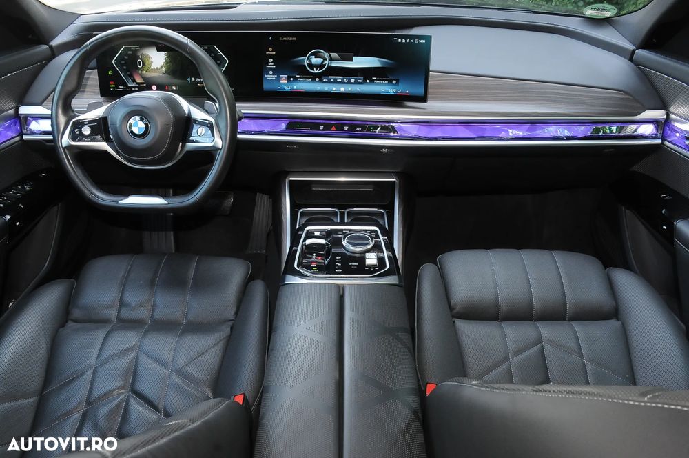 BMW Seria 7 740d xDrive MHEV - 7