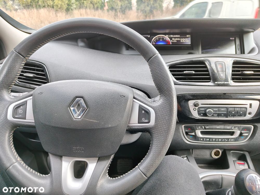 Renault Scenic 1.6 dCi Energy Bose Edition - 21