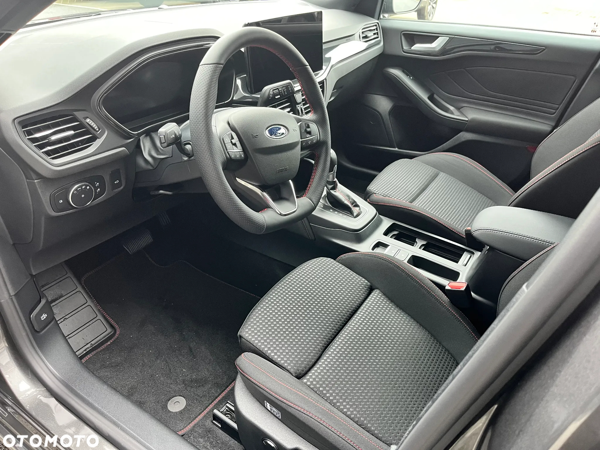 Ford Focus 1.0 EcoBoost mHEV ST-Line X - 8