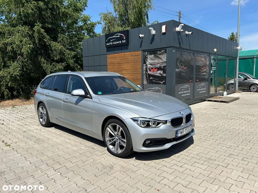 BMW Seria 3 318d Touring Sport Line - 1
