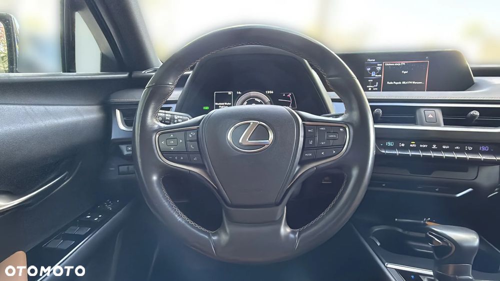 Lexus UX 250h Elegance 2WD - 26