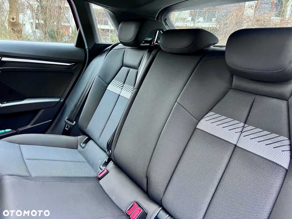 Audi A3 Sportback - 16