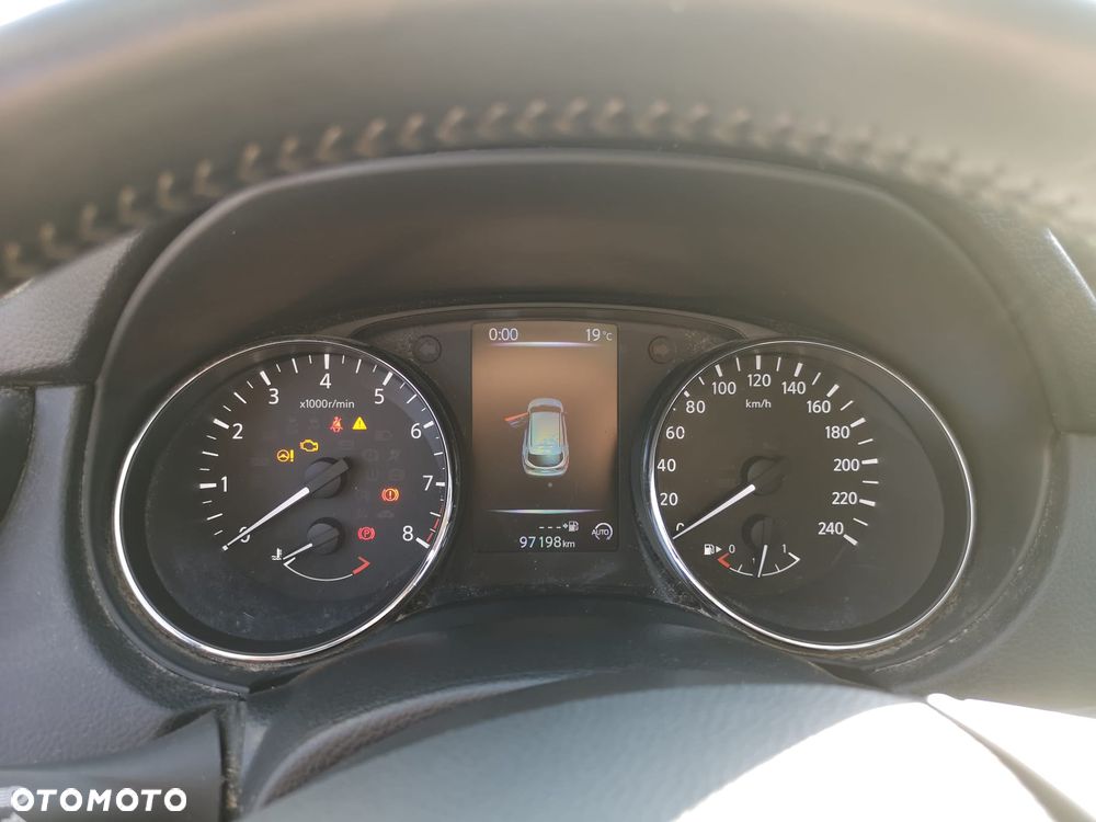 Nissan Qashqai 1.2 DIG-T N-Connecta EU6 - 26