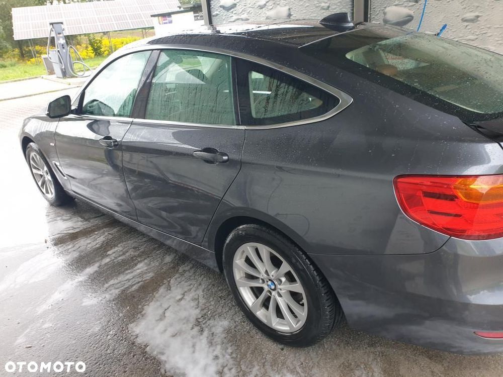 BMW 3GT 320d Luxury Line - 4