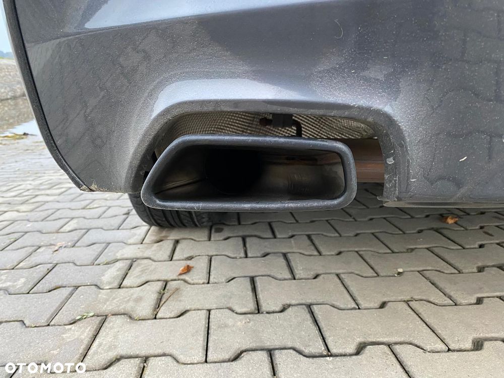 BMW Seria 5 540i xDrive Luxury Line sport - 15