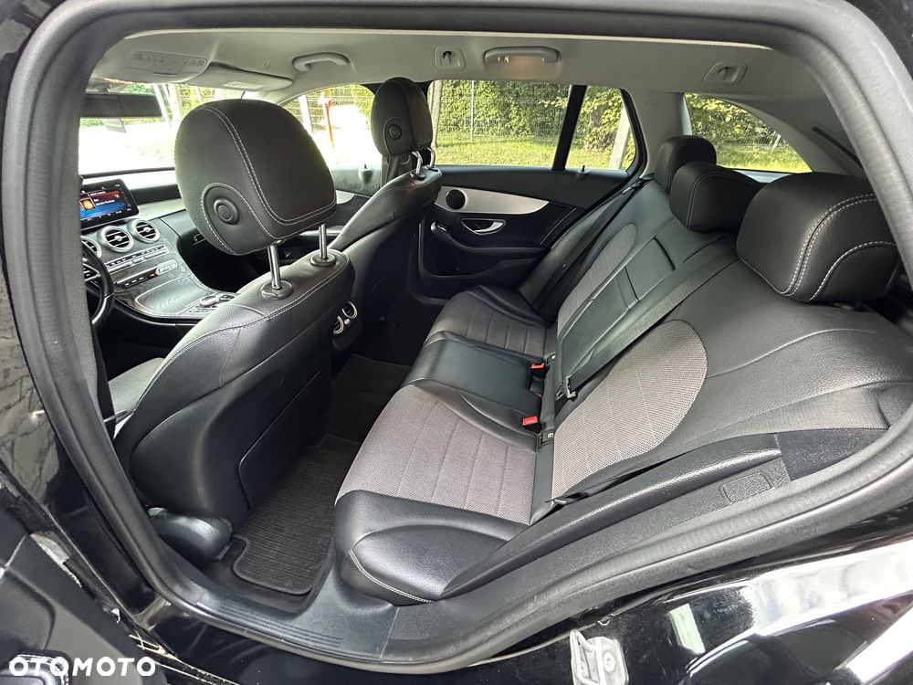 Mercedes-Benz Klasa C 220 d 9G-TRONIC - 7