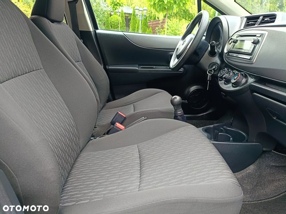 Toyota Yaris - 27