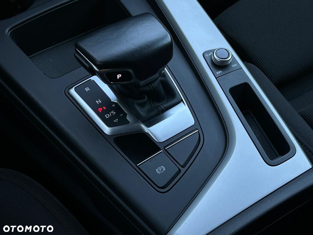 Audi A4 Limousine - 24