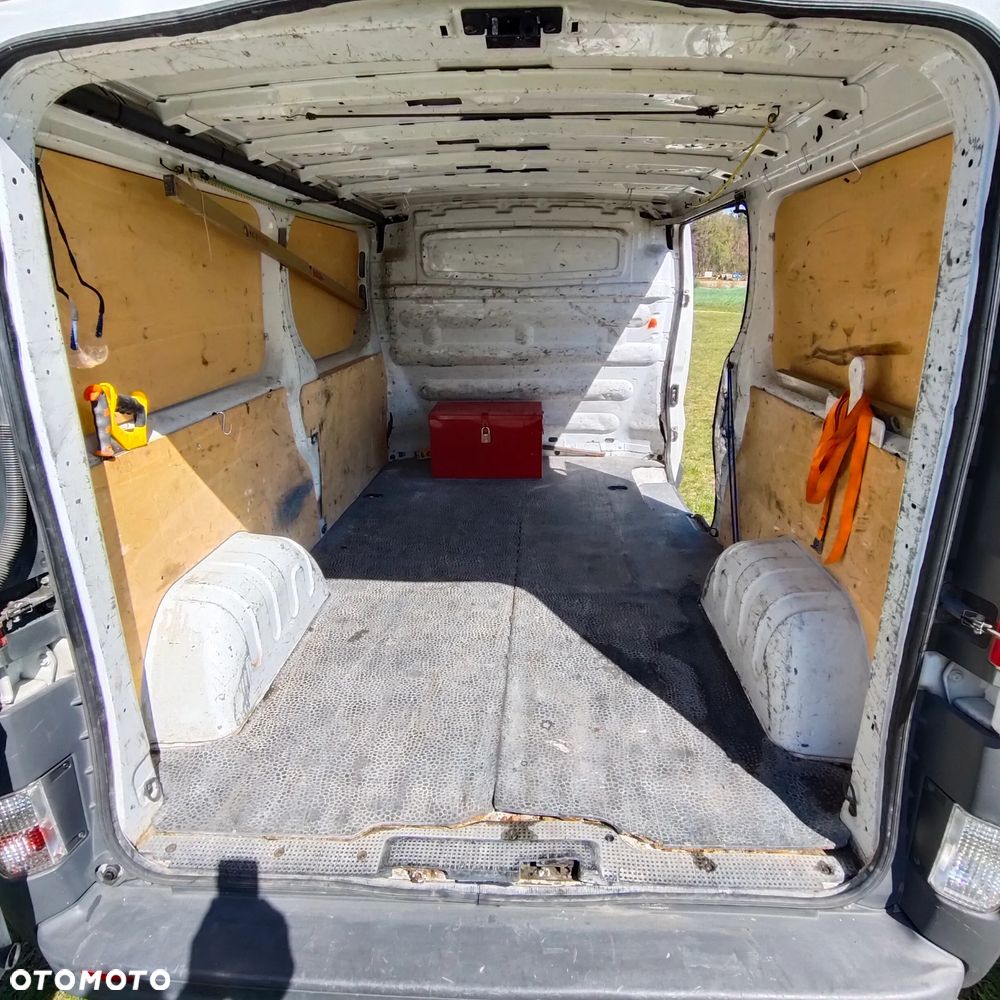 Renault Trafic - 11