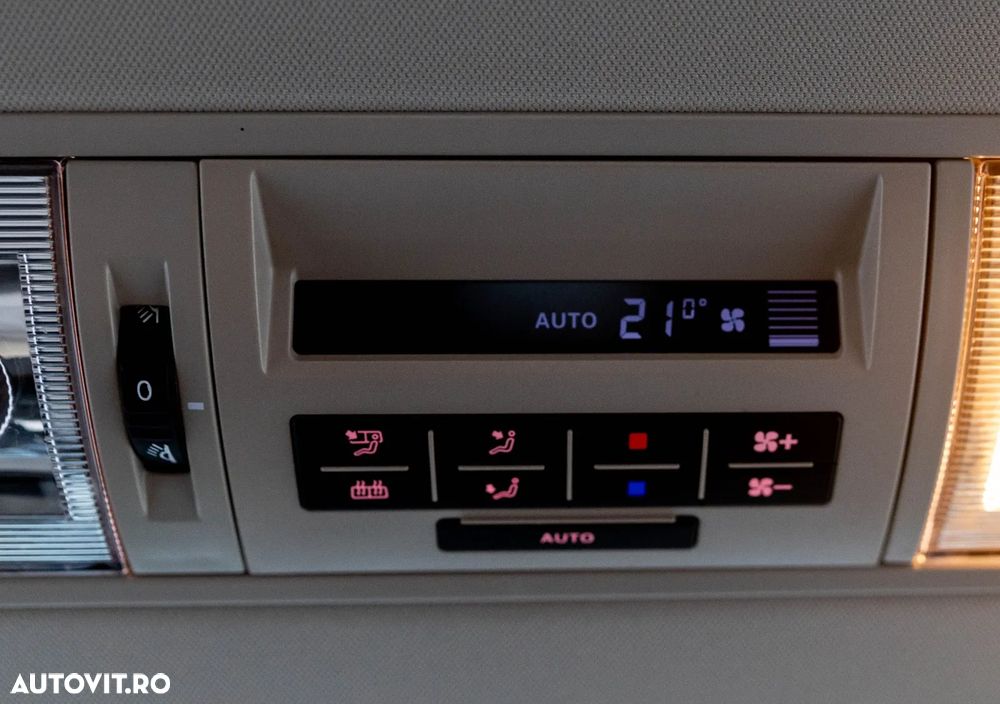 Volkswagen Multivan - 14