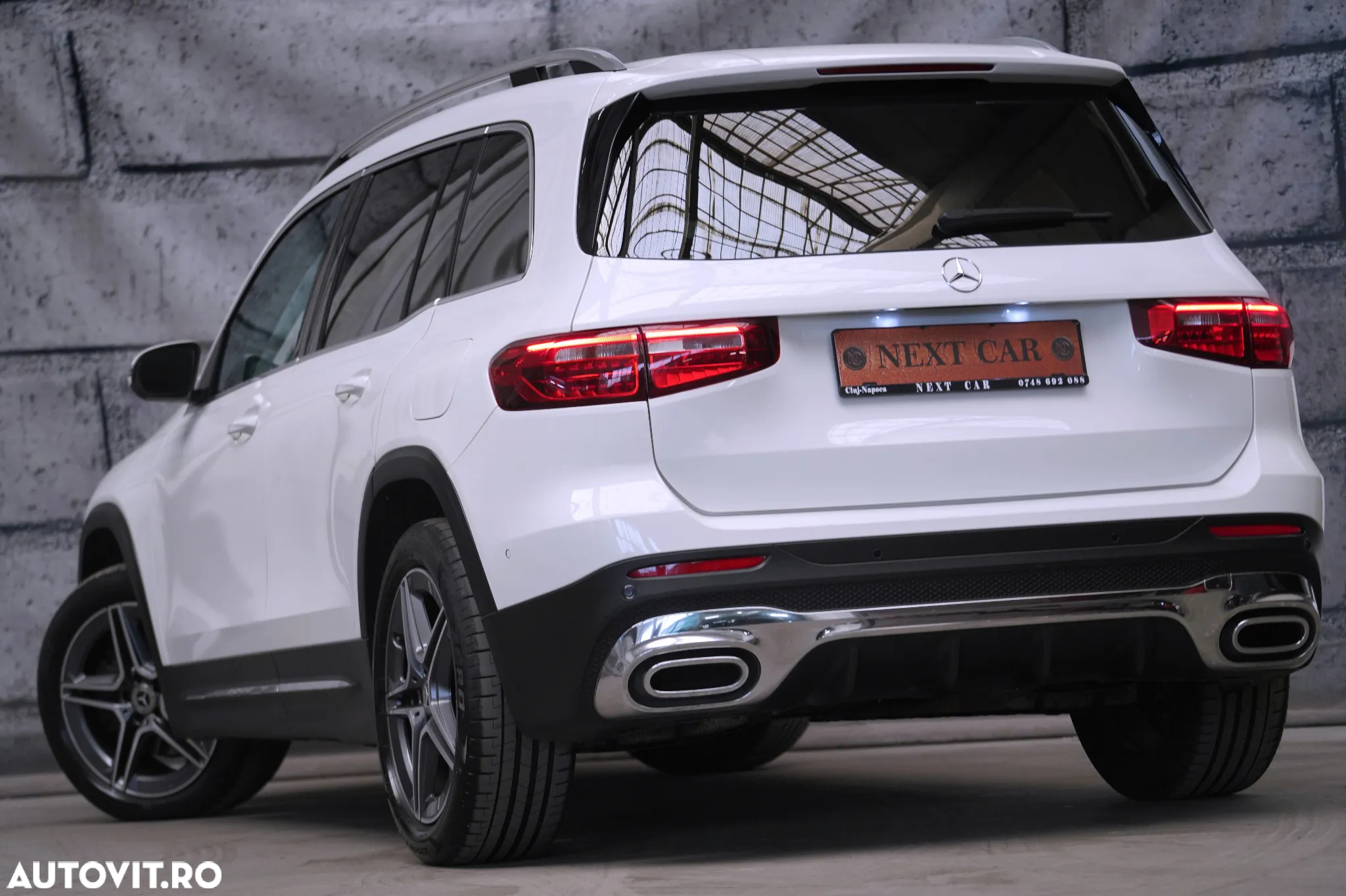 Mercedes-Benz GLB 200 d 8G-DCT AMG Line - 4