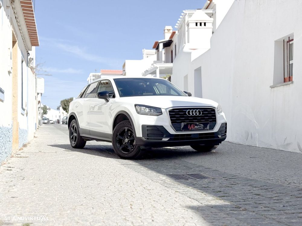 Audi Q2 30 TFSI Design - 8