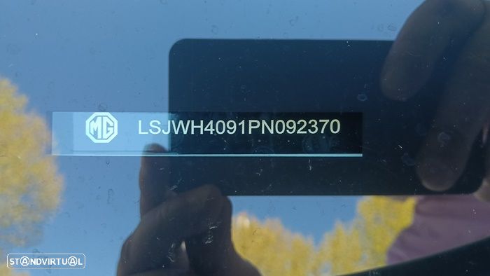 MG MG4 4 Standard - 17