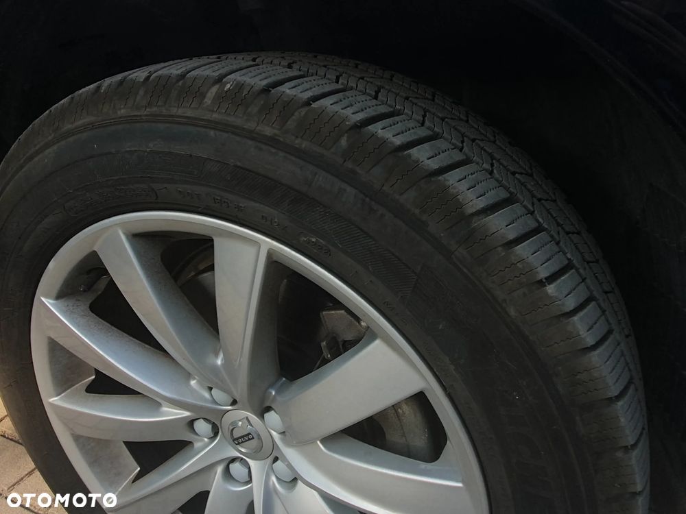 Volvo XC 90 T6 AWD Geartronic Momentum - 34