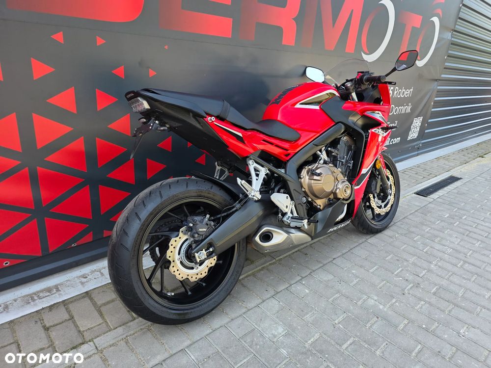 Honda CBR - 3