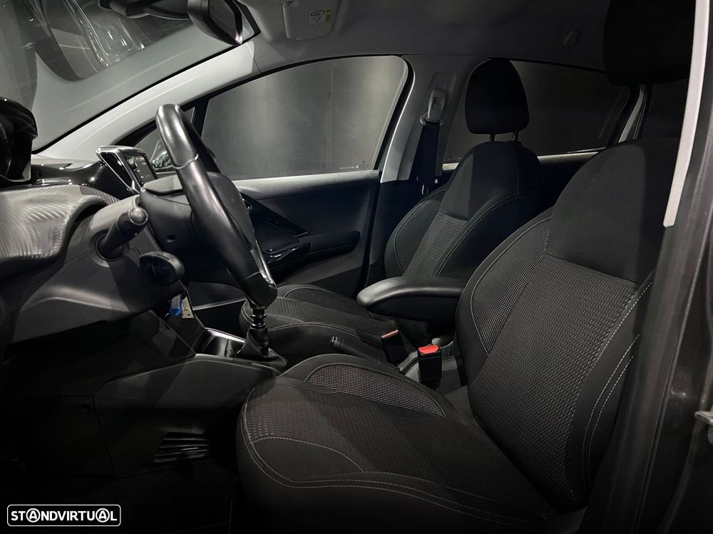 Peugeot 208 1.2 PureTech Allure - 24