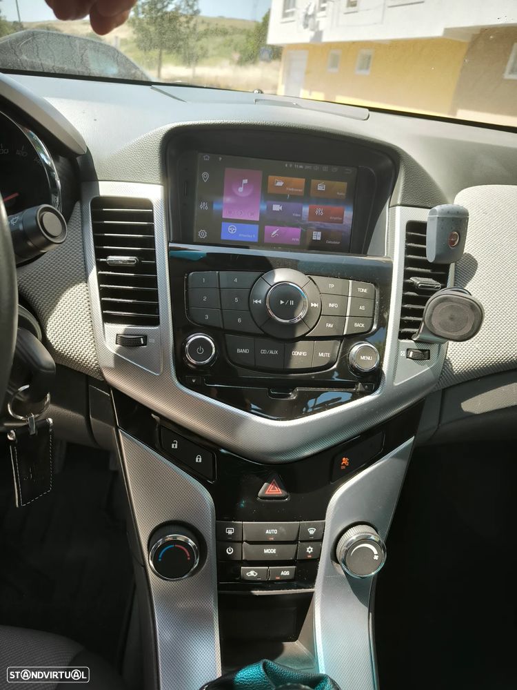 Chevrolet Cruze 2.0 VCDi LT - 6