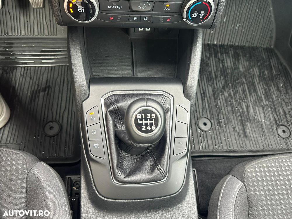 Ford Focus 1.5 EcoBlue Connected - 23