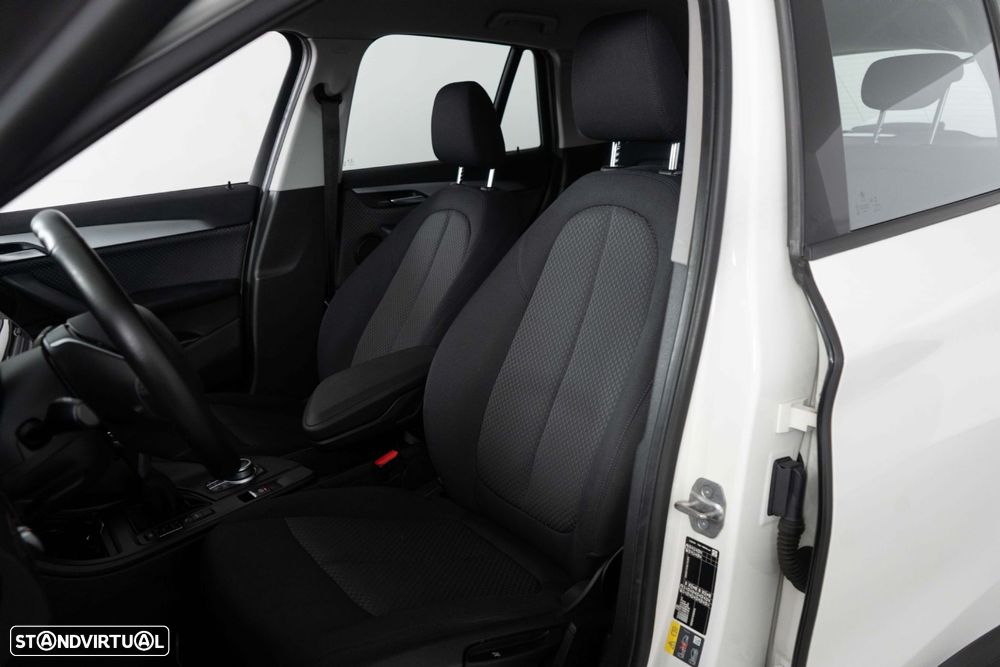 BMW X1 25 e xDrive Corporate Edition - 10