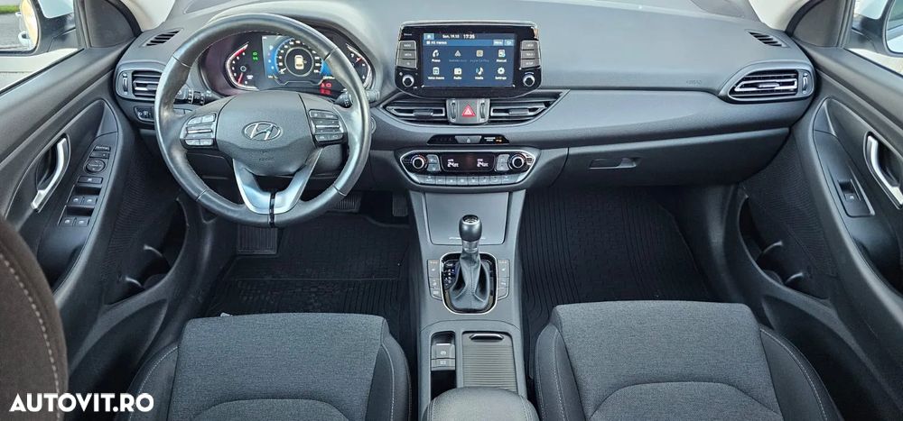Hyundai i30 1.6 CRDI 48V-Hybrid DCT Prime - 4