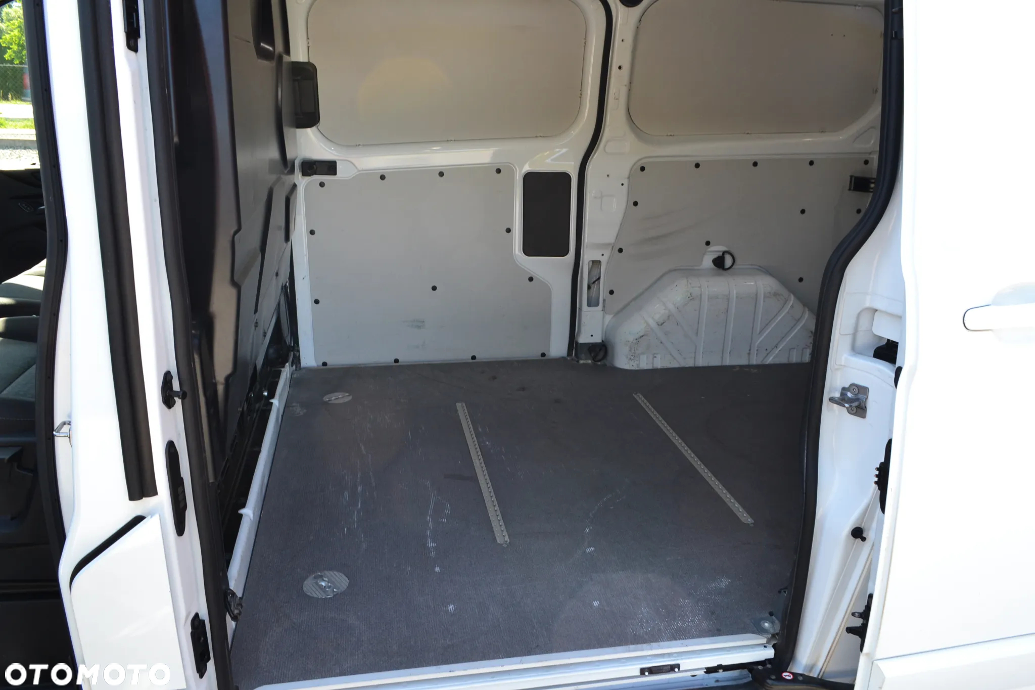 Ford Transit Custom - 10