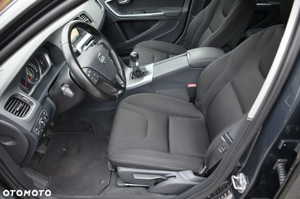 Volvo V60 - 16