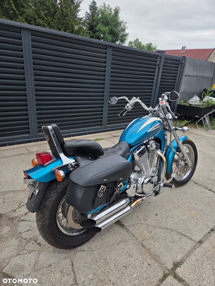 Suzuki Intruder - 5