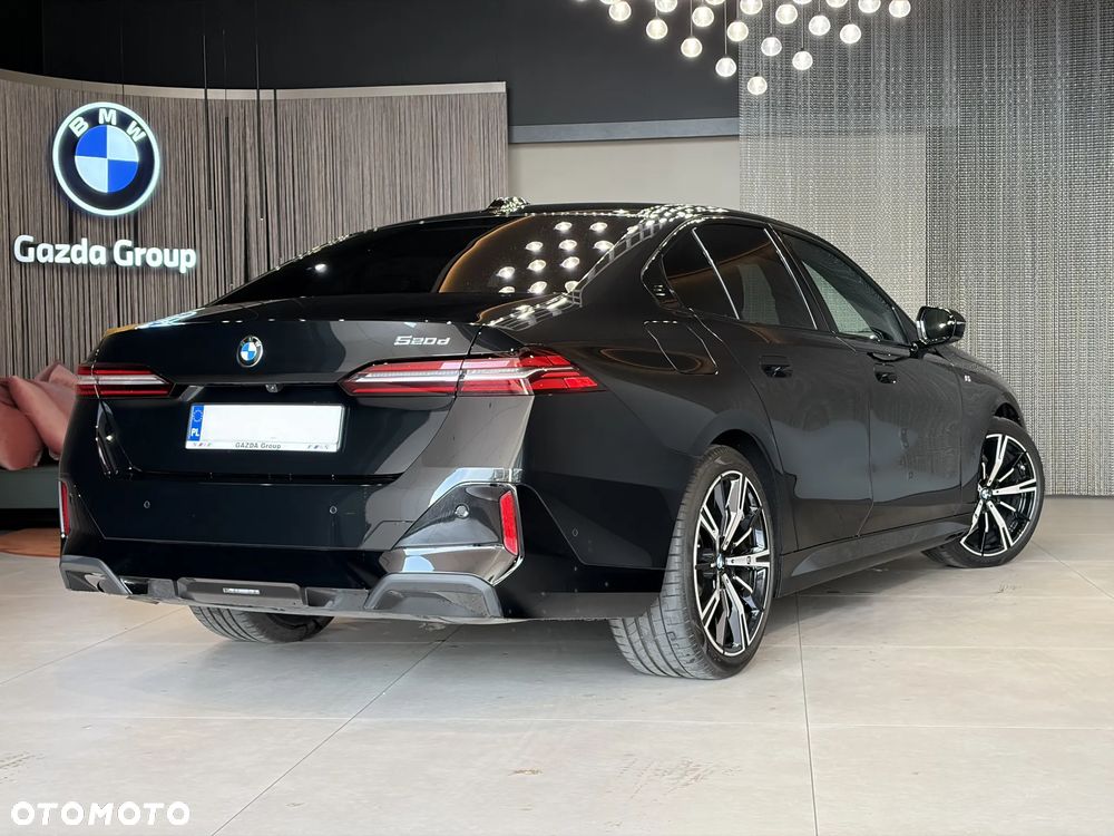 BMW Seria 5 520d mHEV M Sport - 3
