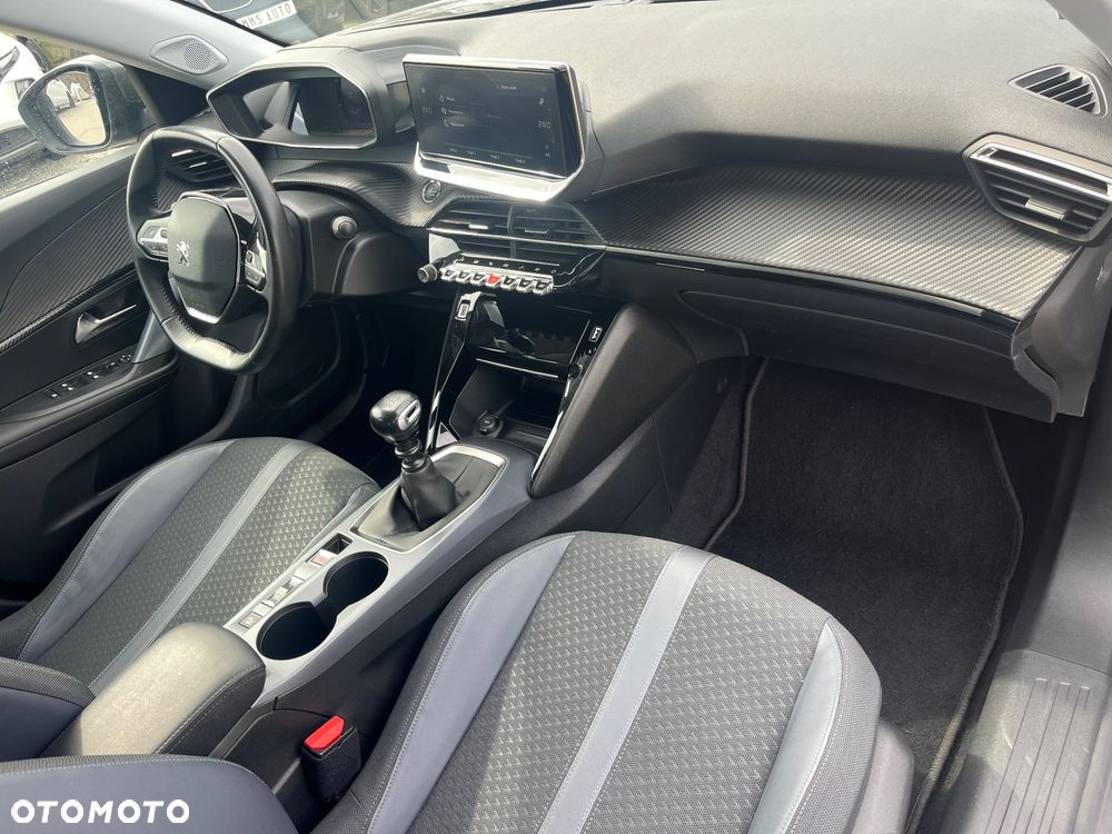 Peugeot 2008 BlueHDi 110 Allure - 16